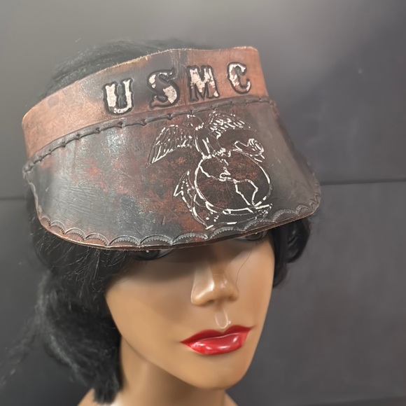 Vintage Leather Tooled USMC Leather Visor - Picture 3 of 15